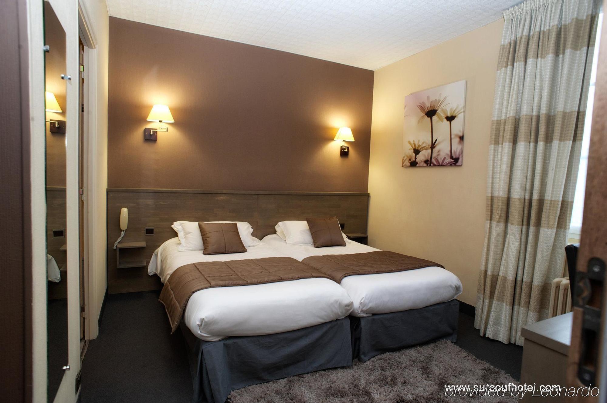 Brit Le Surcouf Hotel