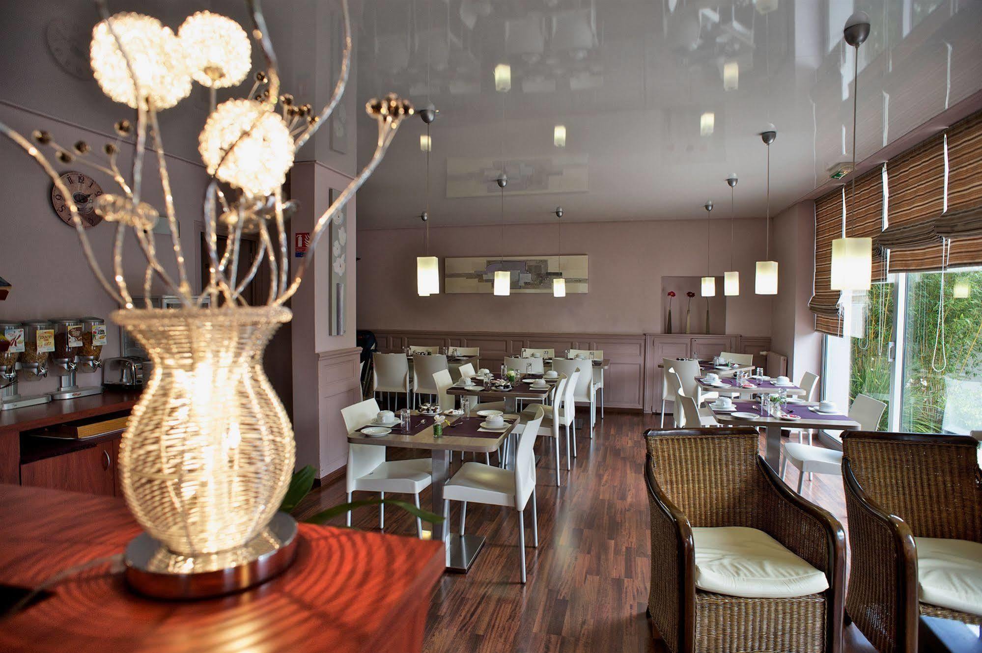 Hotel Brit Le Surcouf